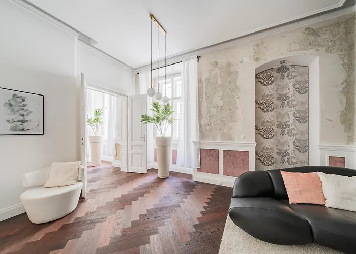 Appartement Luxury Designer In Center Of *