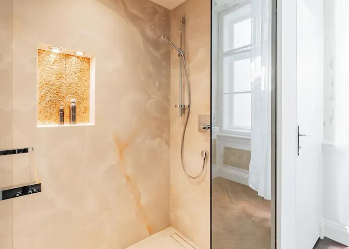 Appartement Luxury Designer In Center Of *